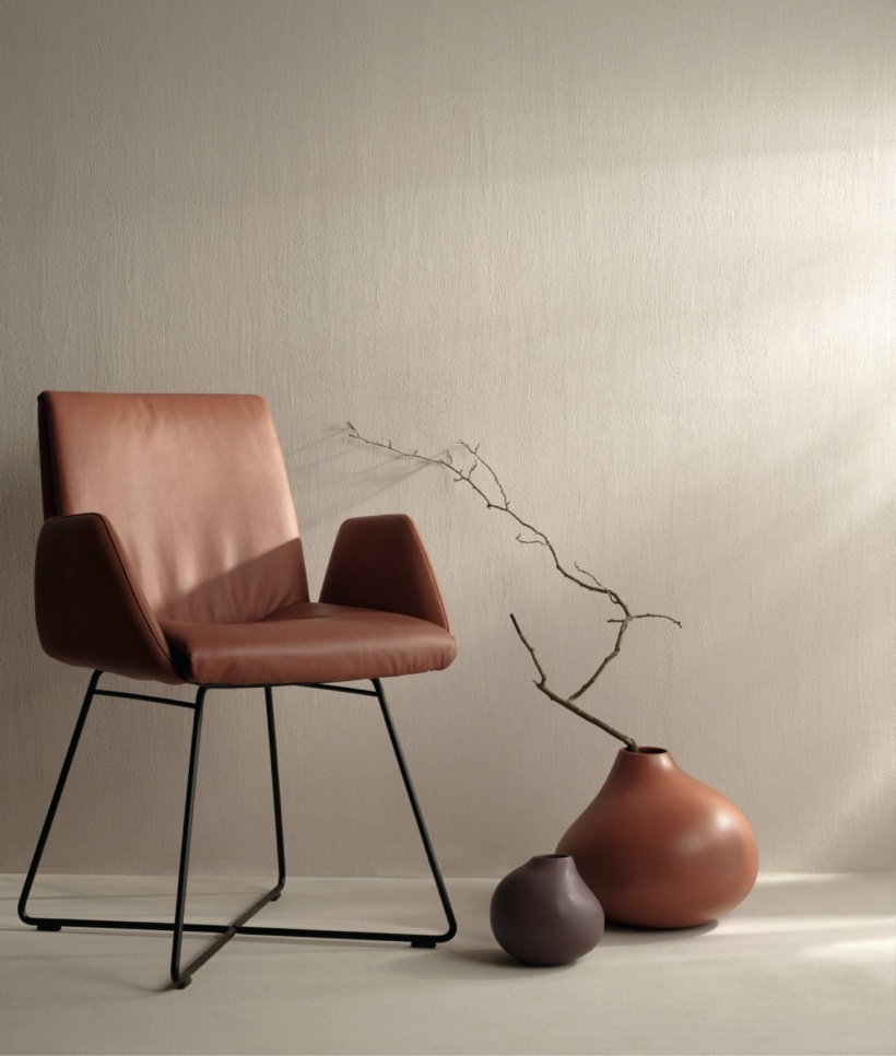 Didelė ruda vaza Didelė ruda vaza