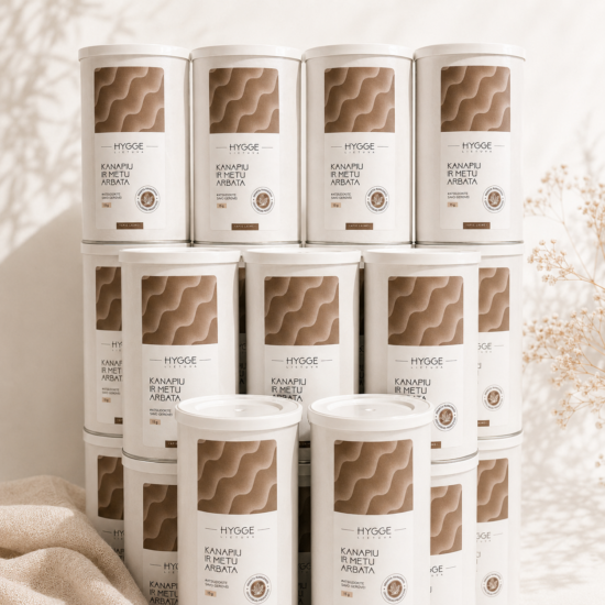 Kanapių ir mėtų arbata HYGGE Lietuva estetiškoje pakuotėje