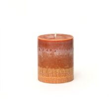Oranžinė bekvapė žvakė Oranžinė bekvapė žvakė
